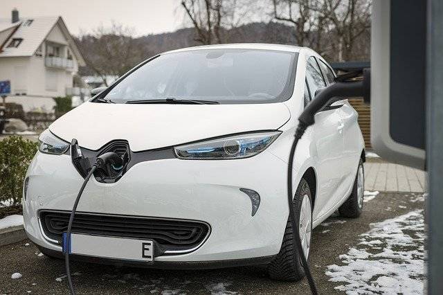 纯电动汽车需要预热吗？新能源电动汽车冬天怎么热车？